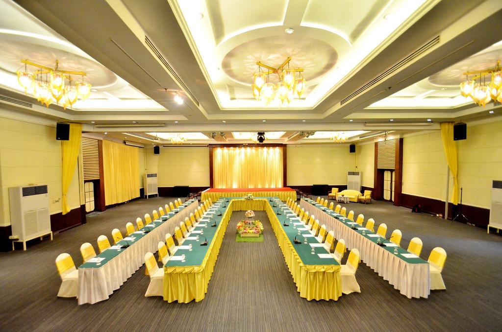 Tinidee Hotel Ranong Extérieur photo