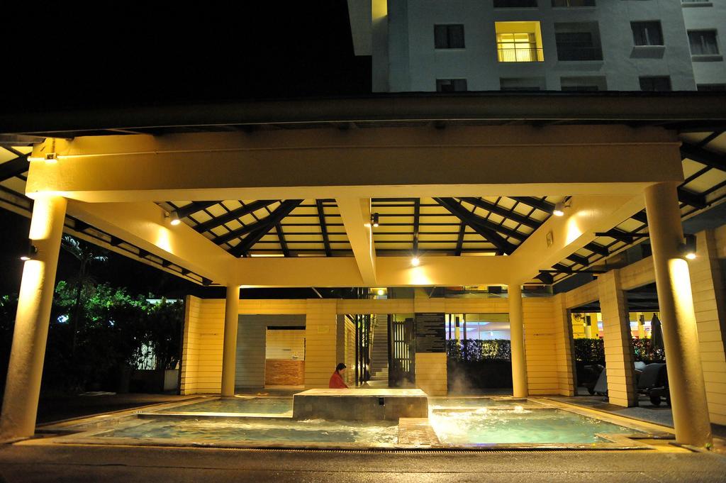 Tinidee Hotel Ranong Extérieur photo