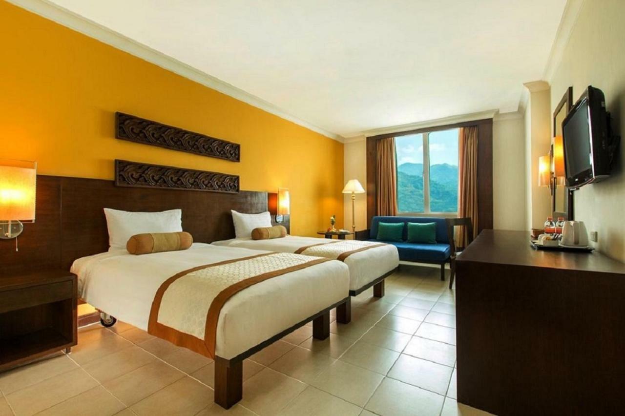 Tinidee Hotel Ranong Extérieur photo