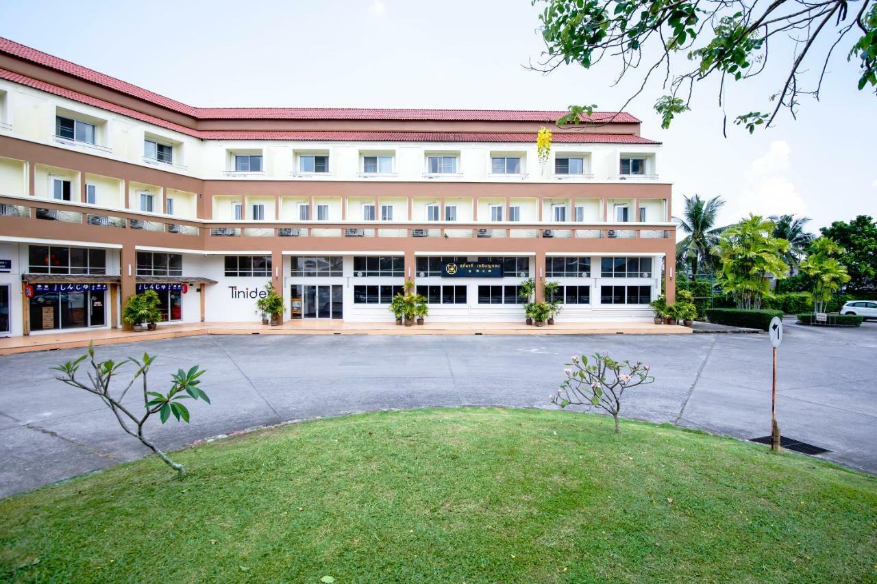 Tinidee Hotel Ranong Extérieur photo